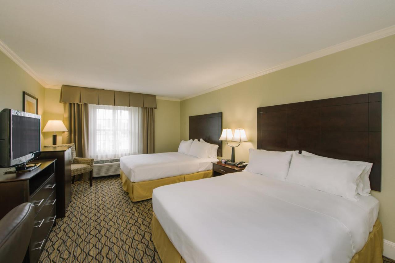 Holiday Inn Express And Suites Merrimack By Ihg Εξωτερικό φωτογραφία