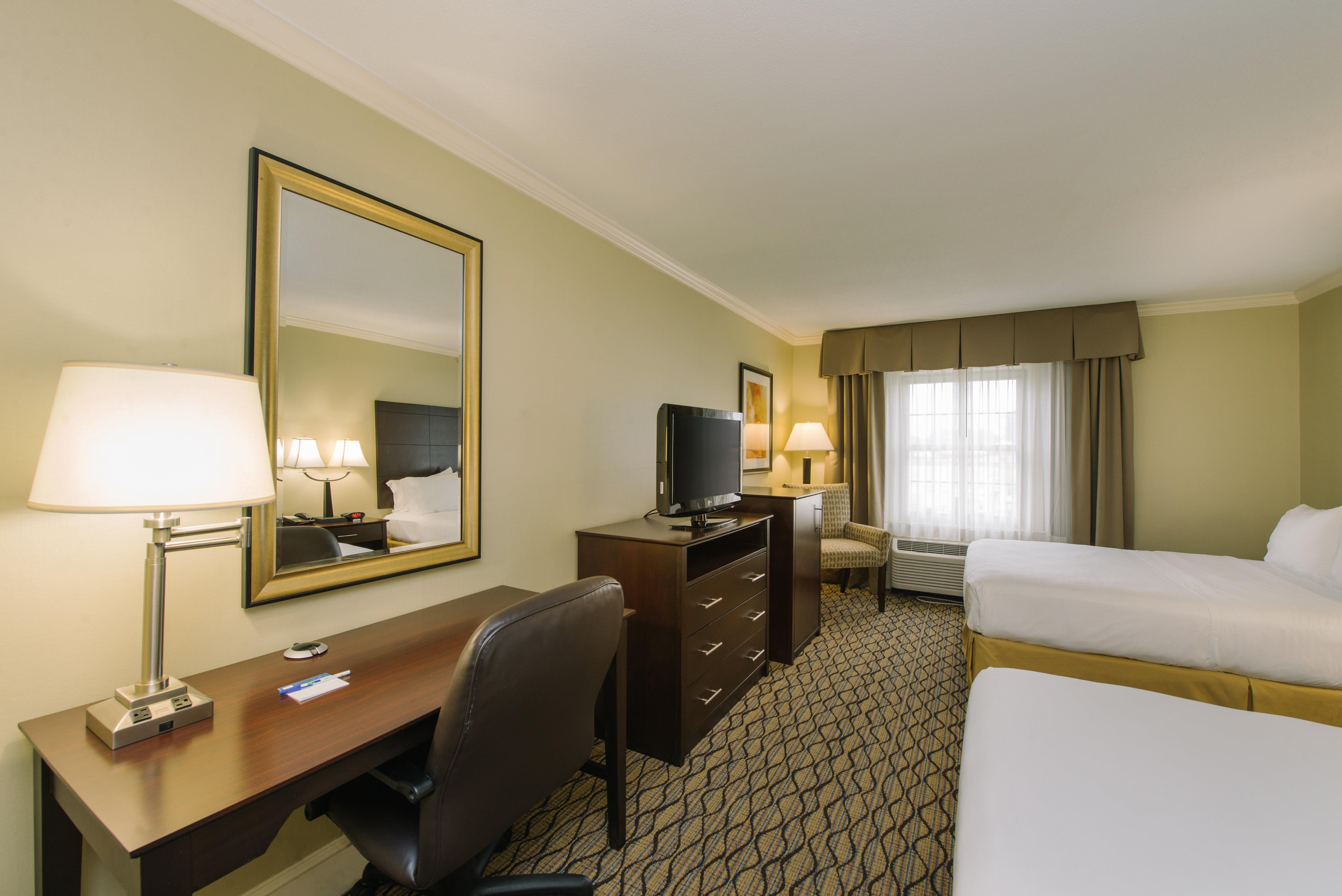 Holiday Inn Express And Suites Merrimack By Ihg Εξωτερικό φωτογραφία