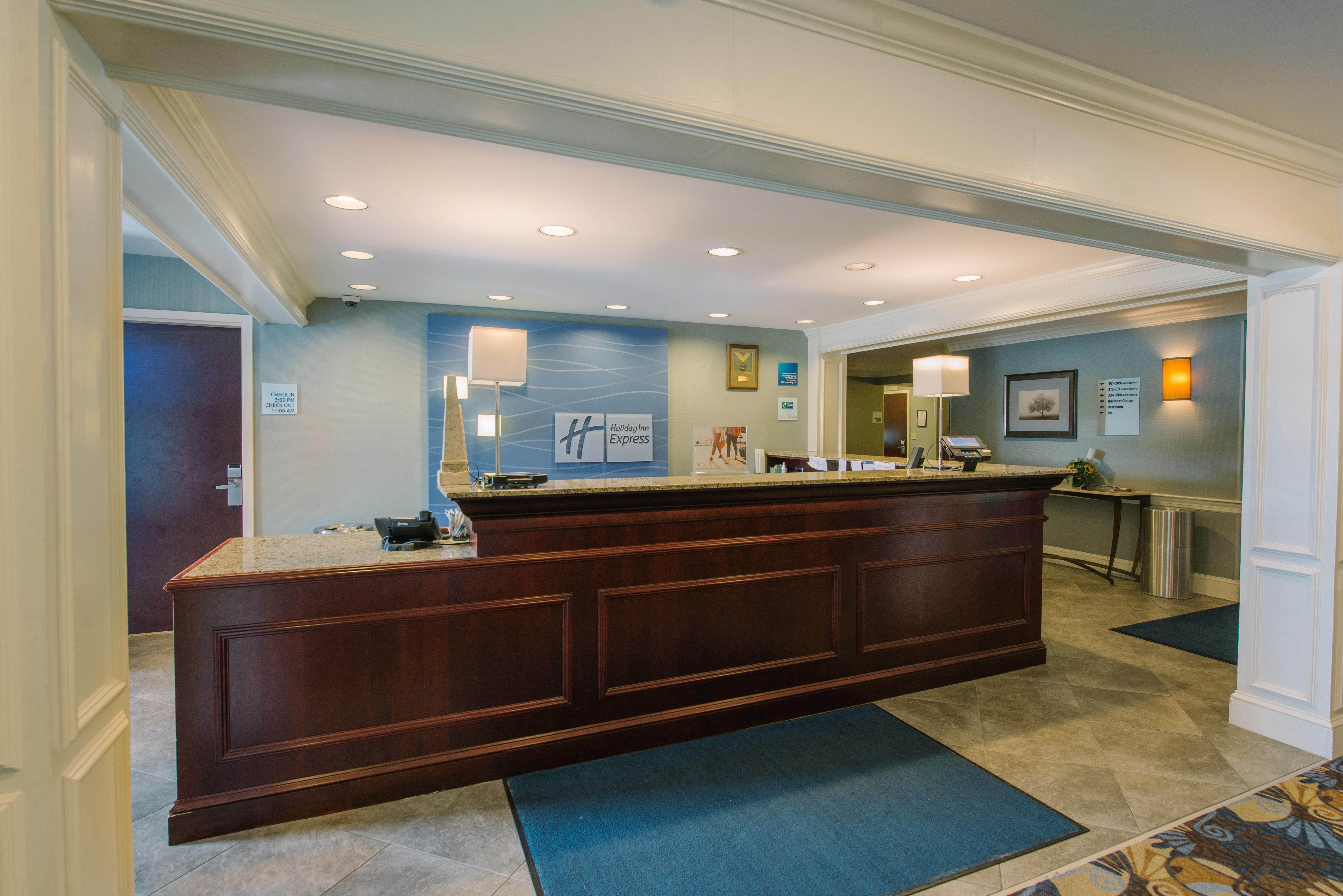 Holiday Inn Express And Suites Merrimack By Ihg Εξωτερικό φωτογραφία