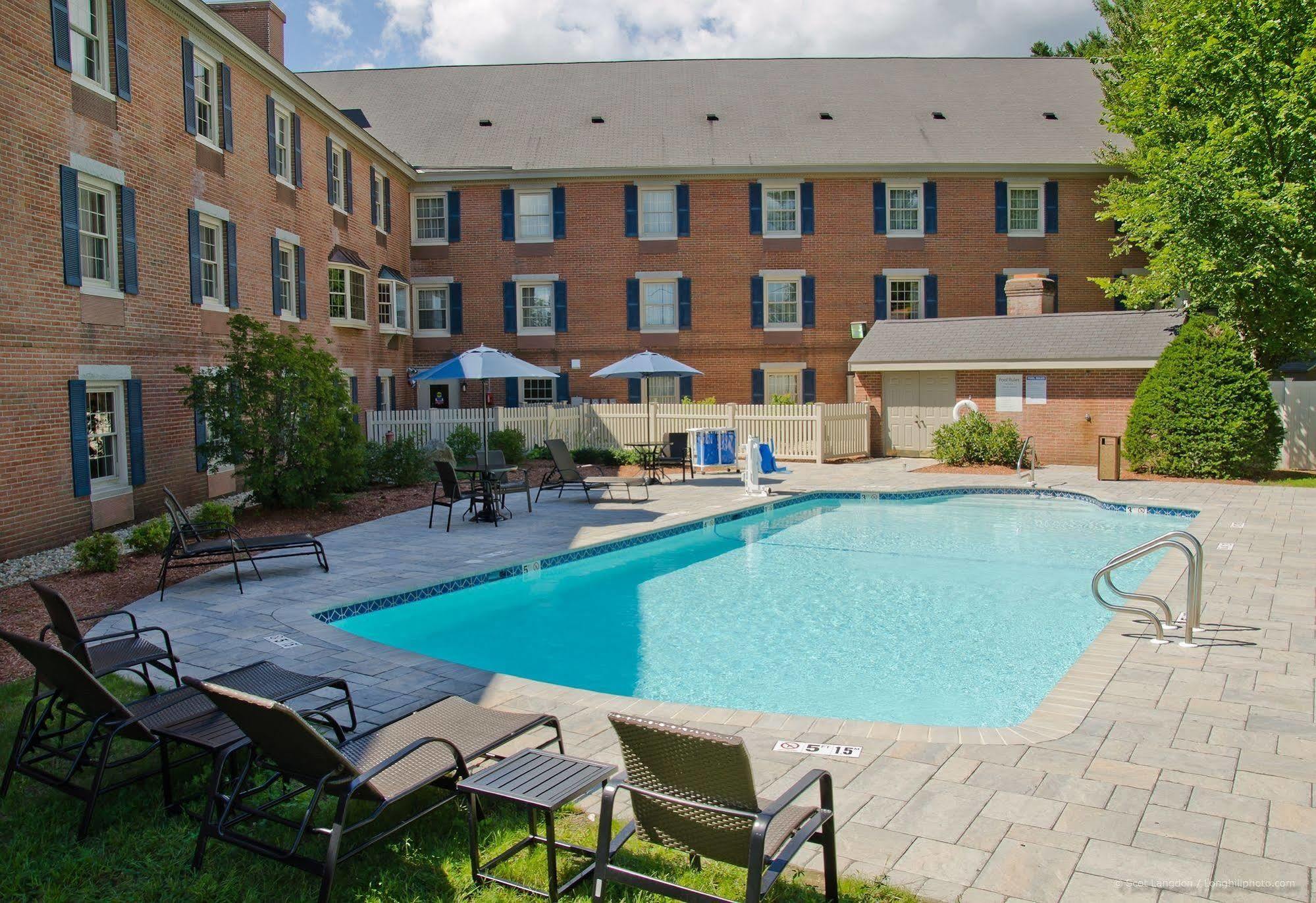 Holiday Inn Express And Suites Merrimack By Ihg Εξωτερικό φωτογραφία