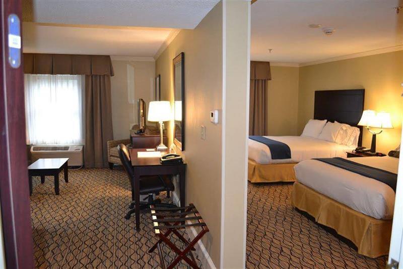 Holiday Inn Express And Suites Merrimack By Ihg Εξωτερικό φωτογραφία